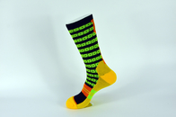 De nylon Sokken van het de Jeugdbasketbal, de Gele Antislipsokken van het Jongensbasketbal